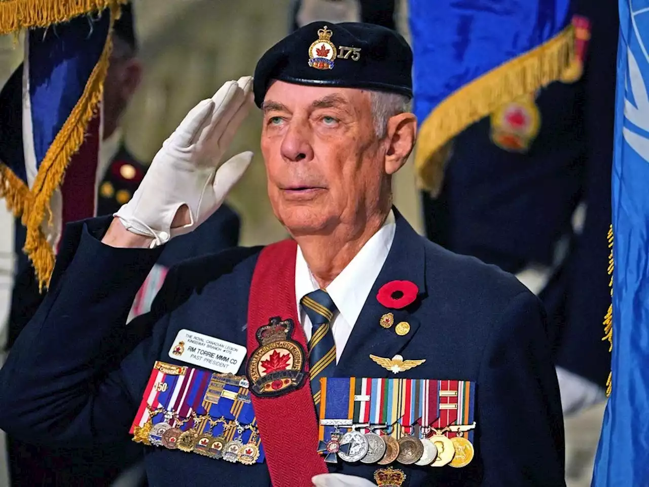 'Lest we forget': Veterans remembered at Alberta legislature ceremony