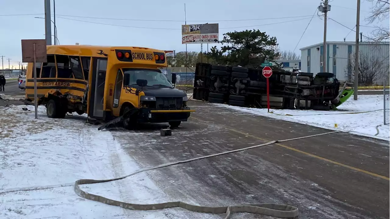 2 children critically hurt, 3 others taken to hospital after crash between school bus, semi west of Edmonton