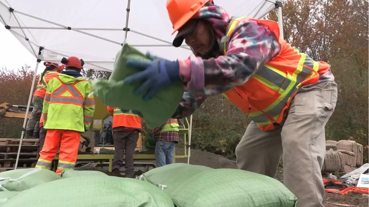 Cowichan Tribes sandbagging flood-prone homes as atmospheric river approaches Vancouver Island