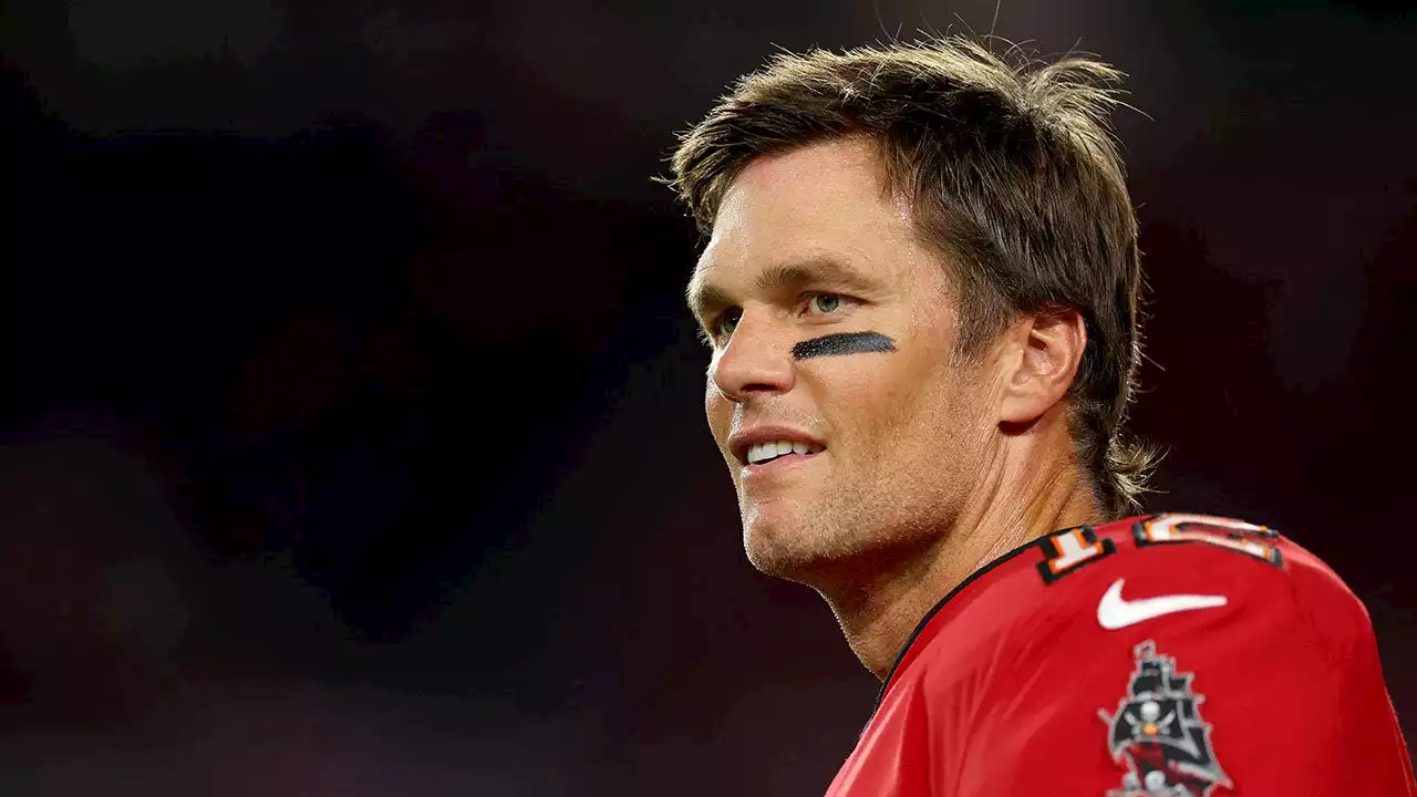 Tom Brady talks balancing personal life, football amid Buccaneers struggles