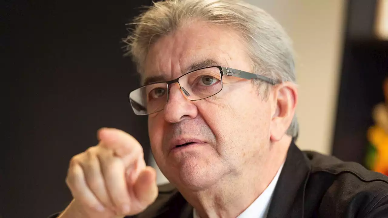 Comment il compte 'épuiser' la majorité, comment il voit l'avenir de la Nupes, quelle est sa stratégie pour 2027... Jean-Luc Mélenchon se confie