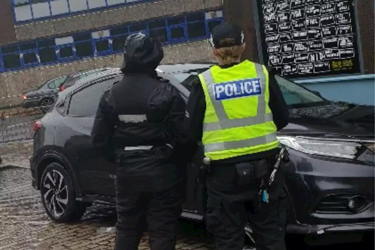 Cops hand out 12 parking tickets to drivers at Glasgow school