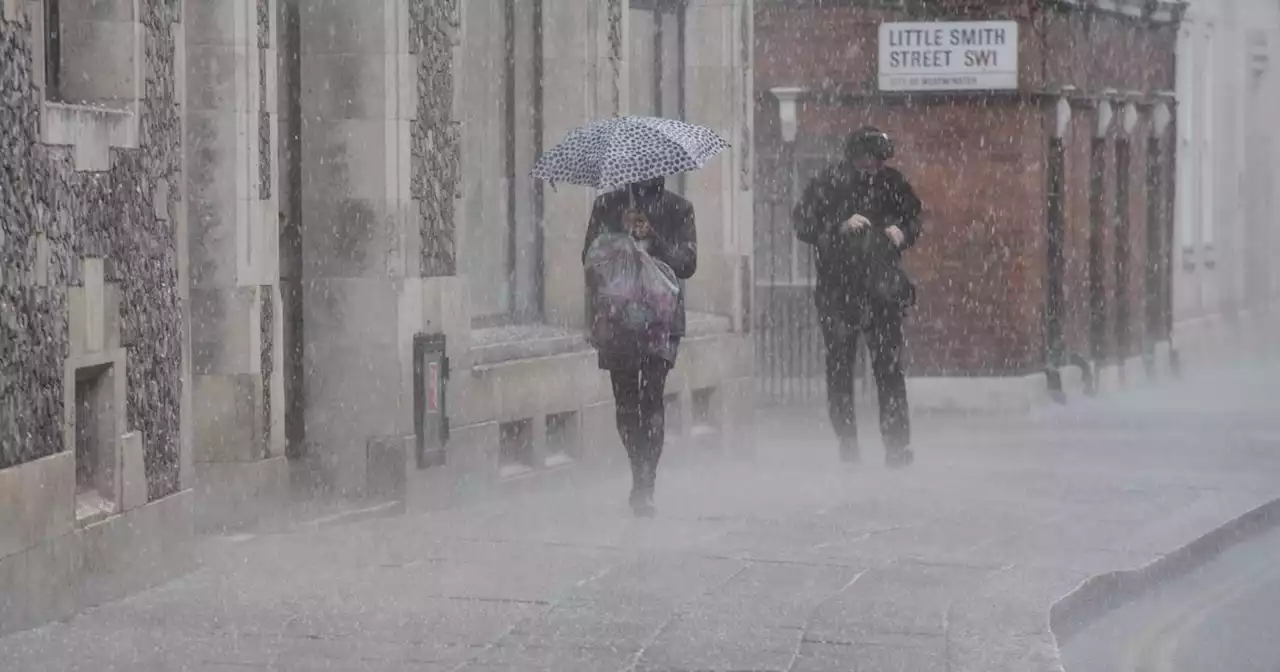 Met Eireann forecast grim weekend ahead with chances of thundery downpours