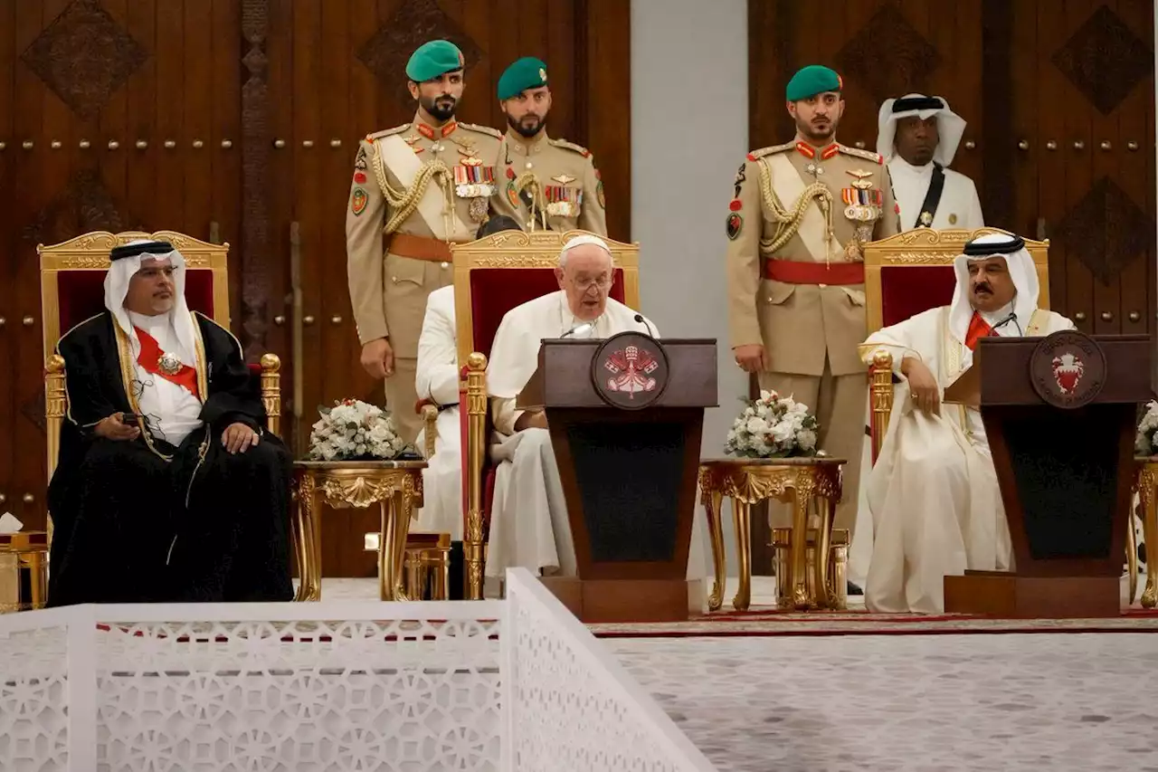 Pape à Bahreïn : droits humains, peine de mort, sort des travailleurs, le discours choc de François