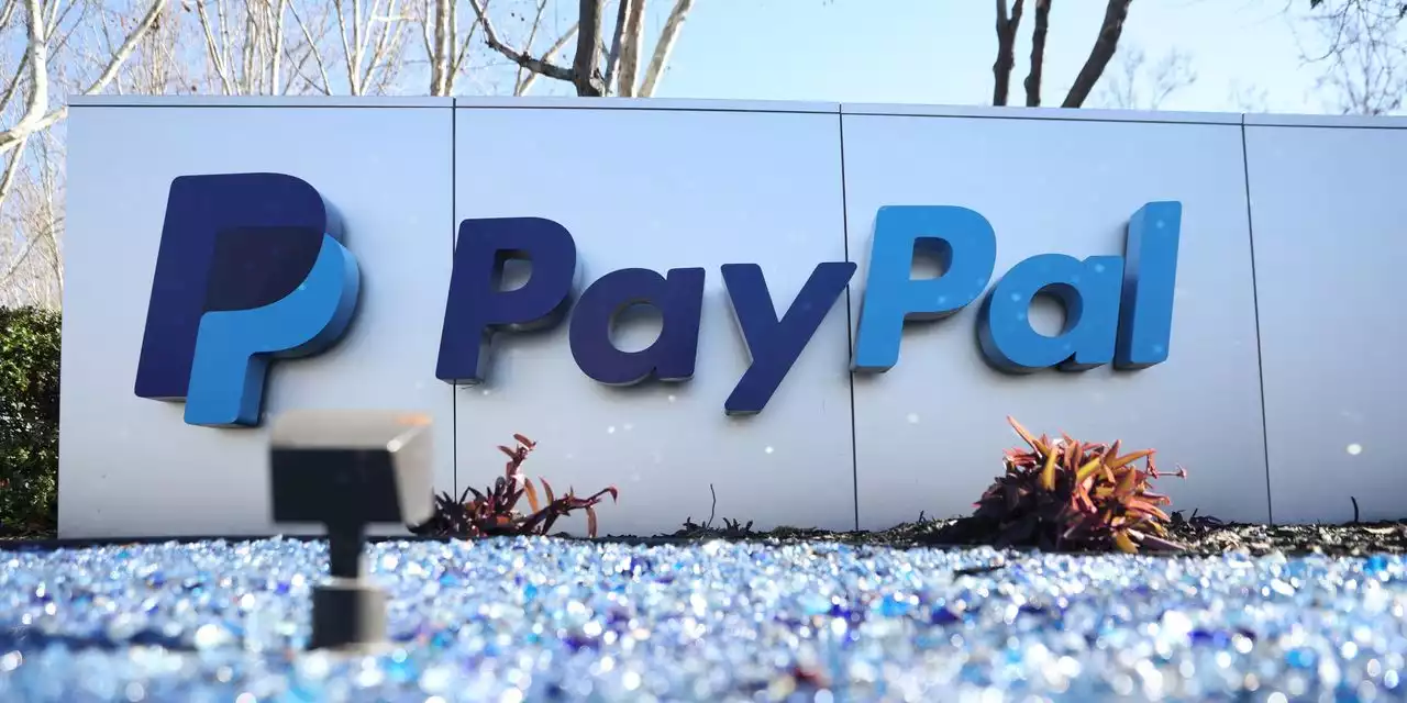 PayPal earnings forecast heads higher, but revenue outlook sends the stock lower yet again