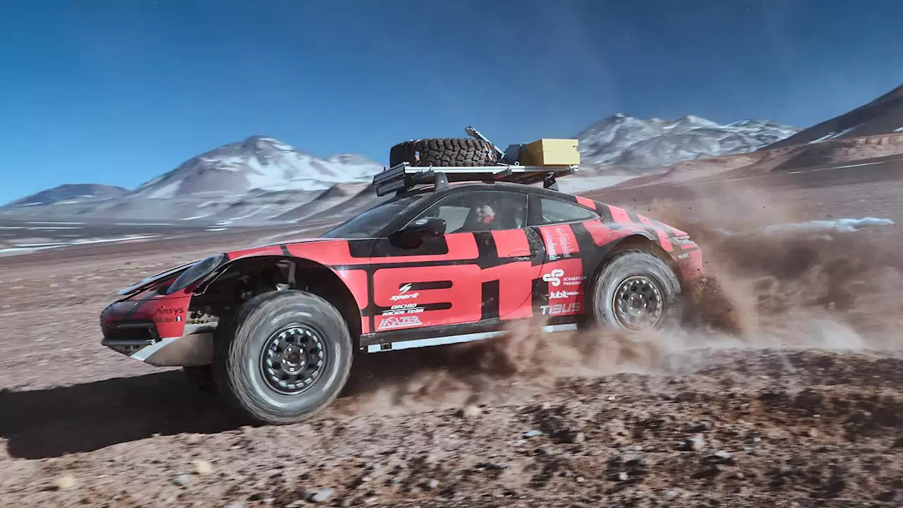 Two Off-Road Porsche 911s Just Climbed the Highest Volcano in the World