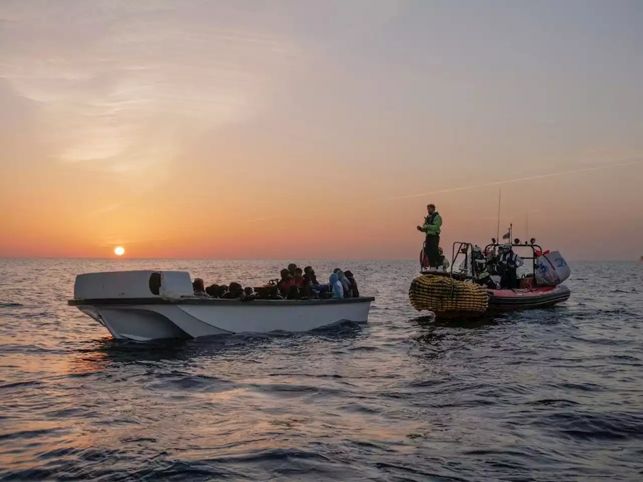 Italy silent as ships with 1,000 rescued migrants seek help