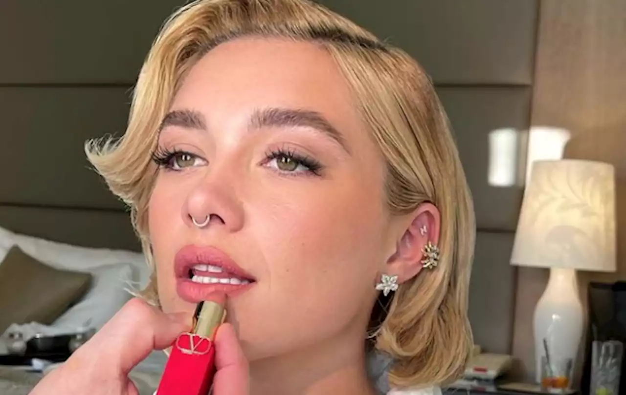 Florence Pugh Shares How She Was Told To 'Change Her Face' When She First Started Acting | Stellar
