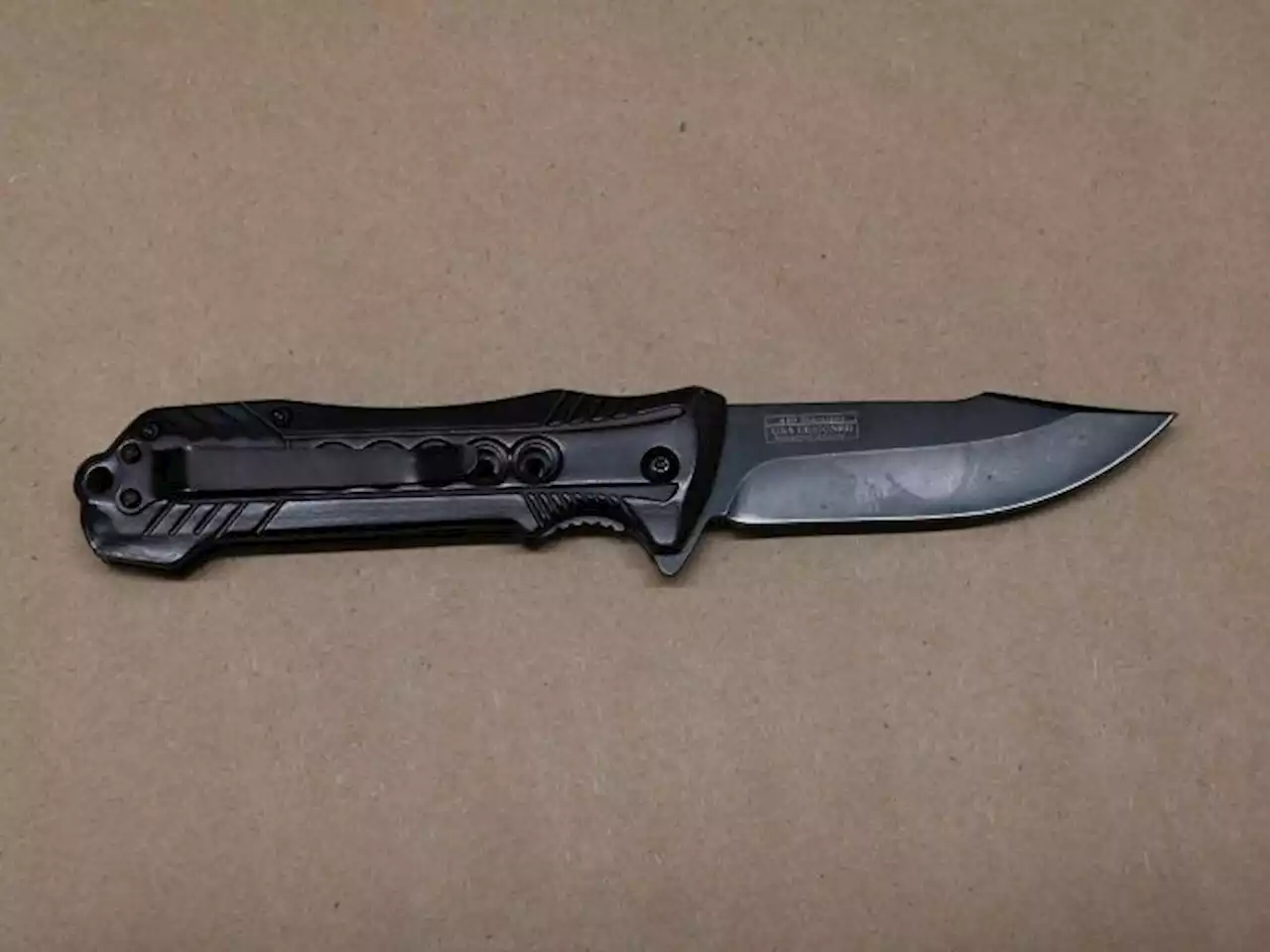 Ontario man wielding knife enters pot shop, demands products, flees on foot and gets arrested