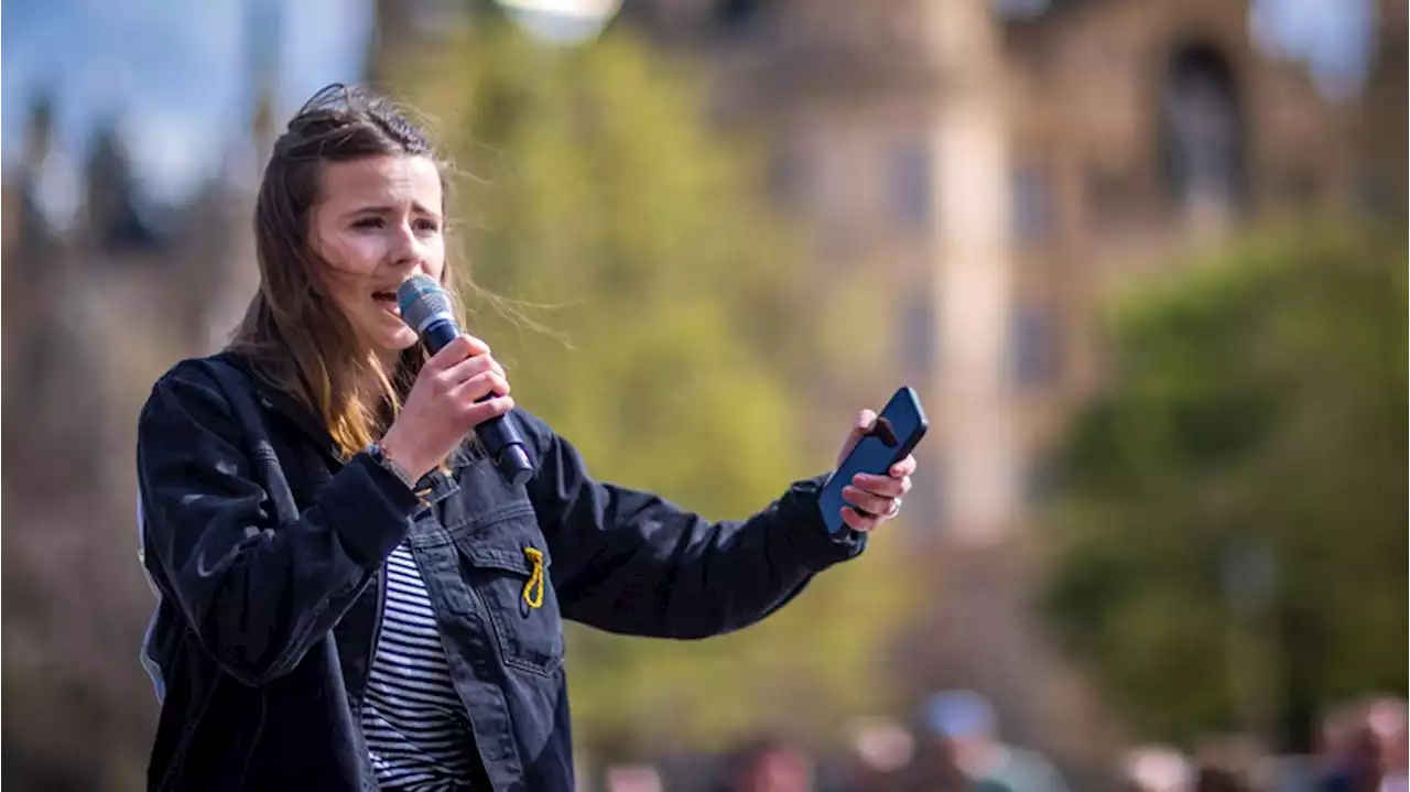 Luisa Neubauer verteidigt Klimaprotest der 'Letzten Generation'