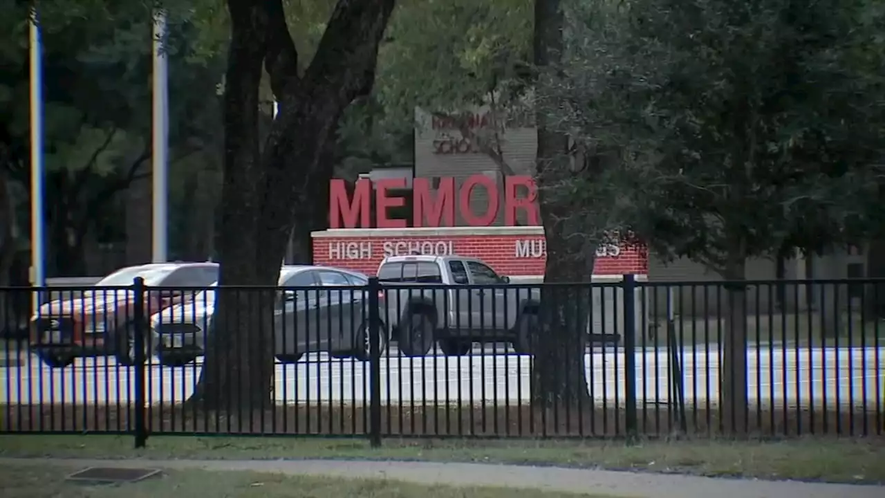 Memorial Villages police looking into extortion attempts of Memorial High School students