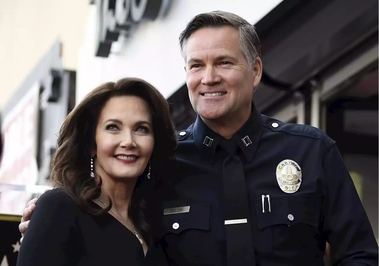 Ex-LAPD captain's loyalties scrutinized in tip to CBS exec