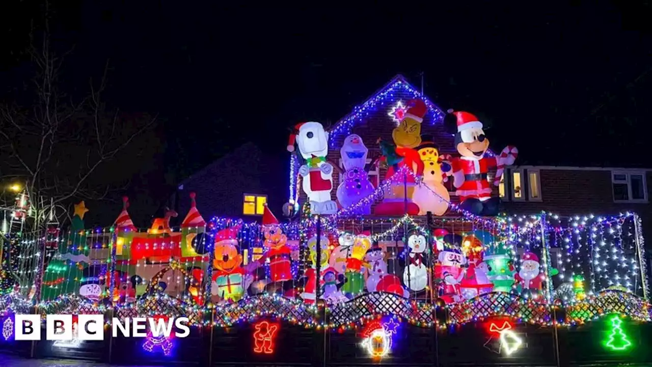 Cost of living: Can Christmas lights displays survive the energy crisis?