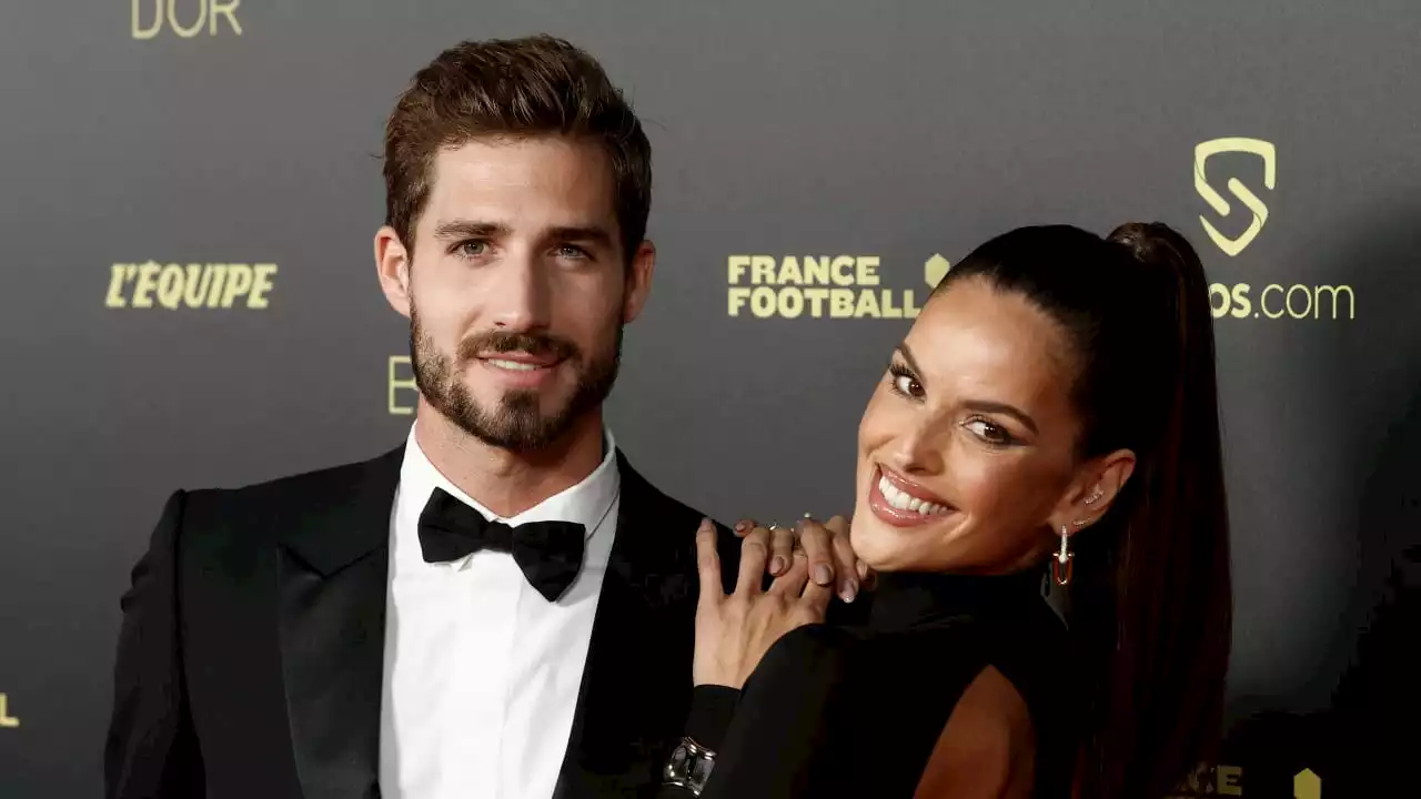 So süß schreiben sich Kevin Trapp und Izabel Goulart bei WhatsApp