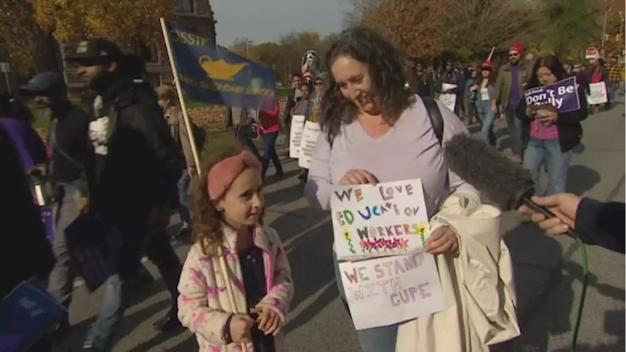 How Ontario parents are reacting to yet another school disruption as CUPE strike begins | CBC News