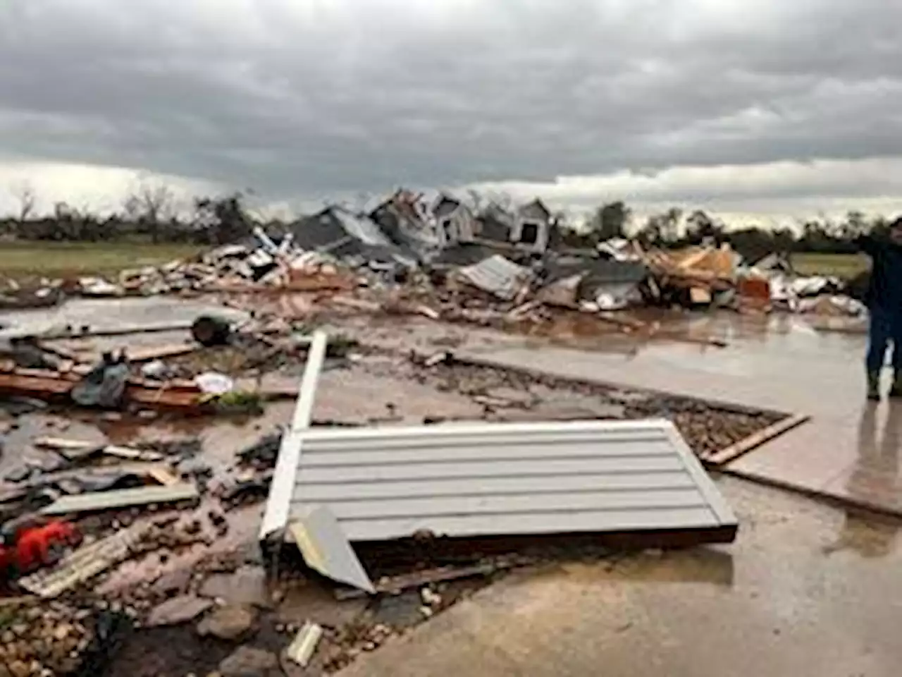 National Weather Service confirms EF-3 tornado swept through Lamar County