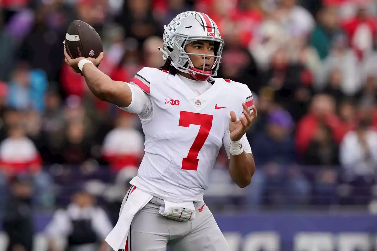 Ohio State football undone by the wind, flailing while tied with Northwestern at the half: Doug Lesmerises