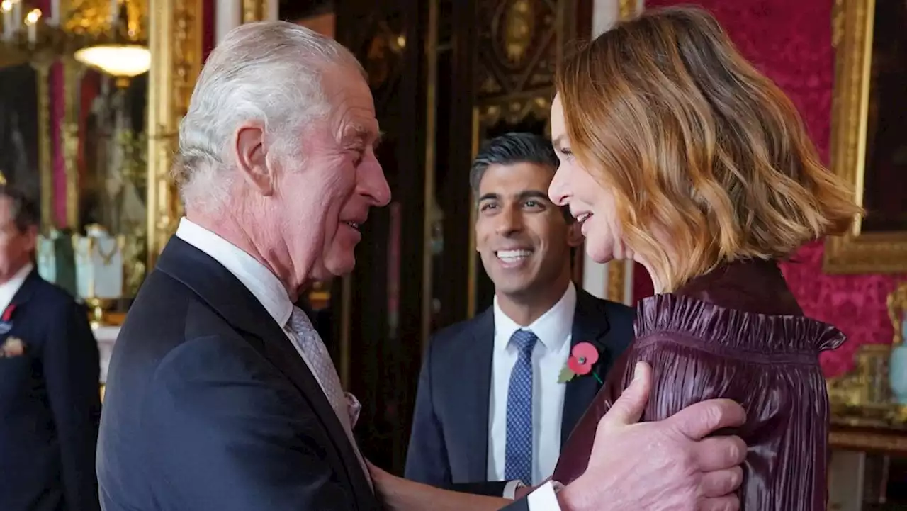 Charles III : gros moment de flottement entre le roi et Stella McCartney