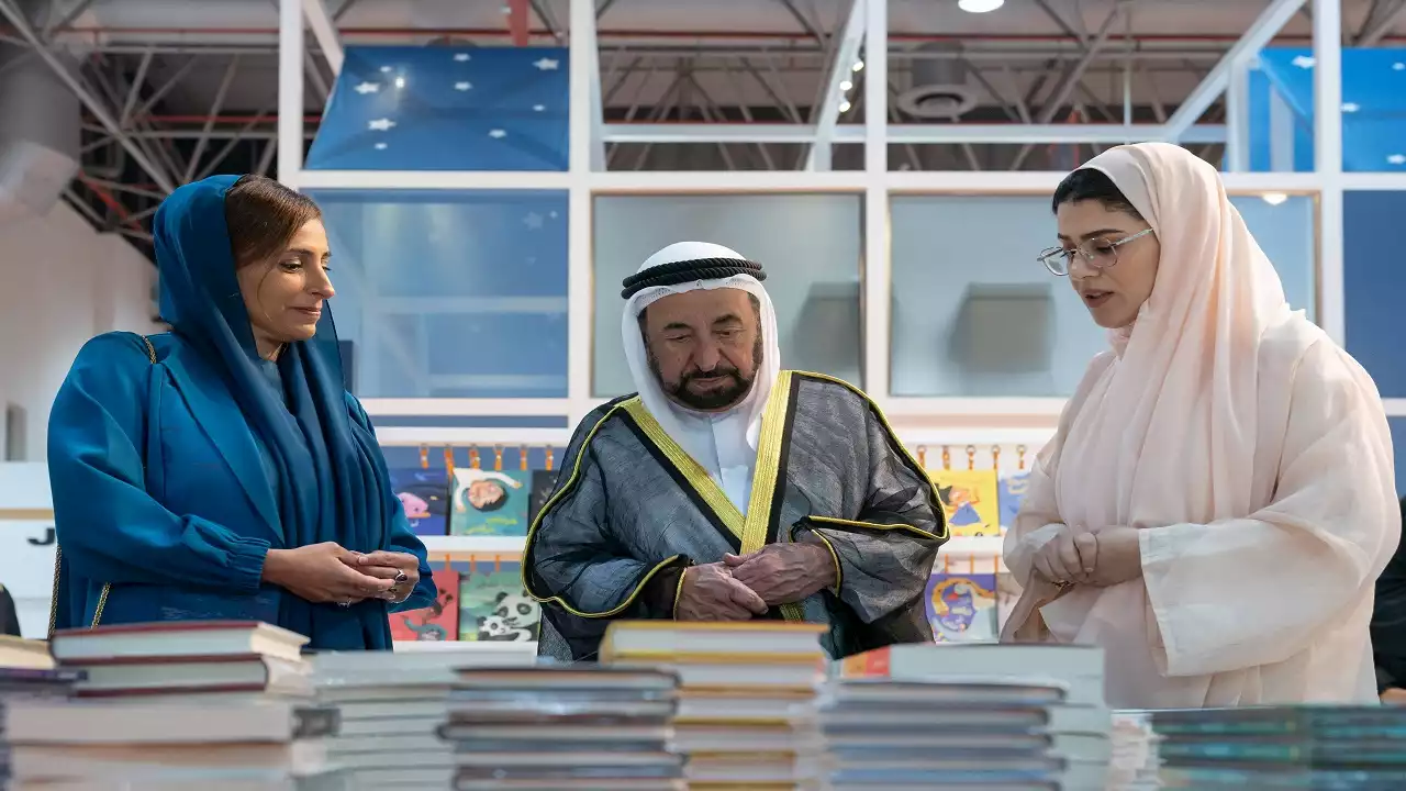منحة سخية من حاكم الشارقة.. خبر سارّ للناشرين في معرض الكتاب