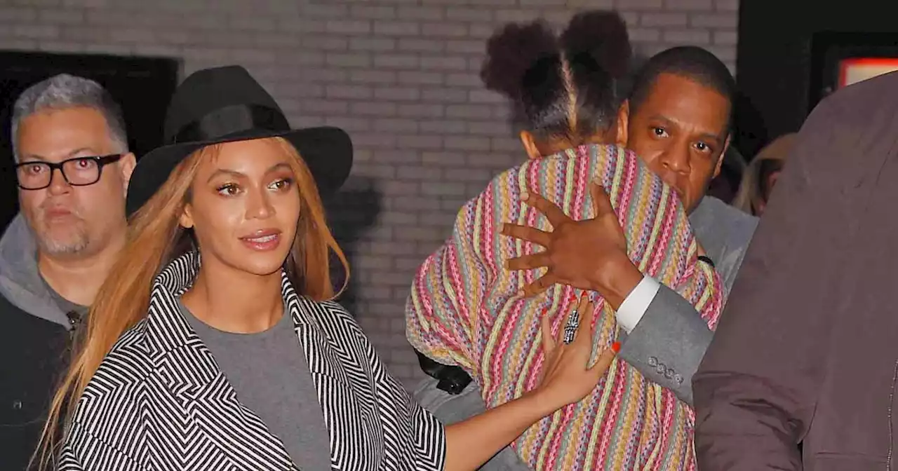 Et pendant ce temps, Beyoncé dévoile un rare portrait de ses trois enfants