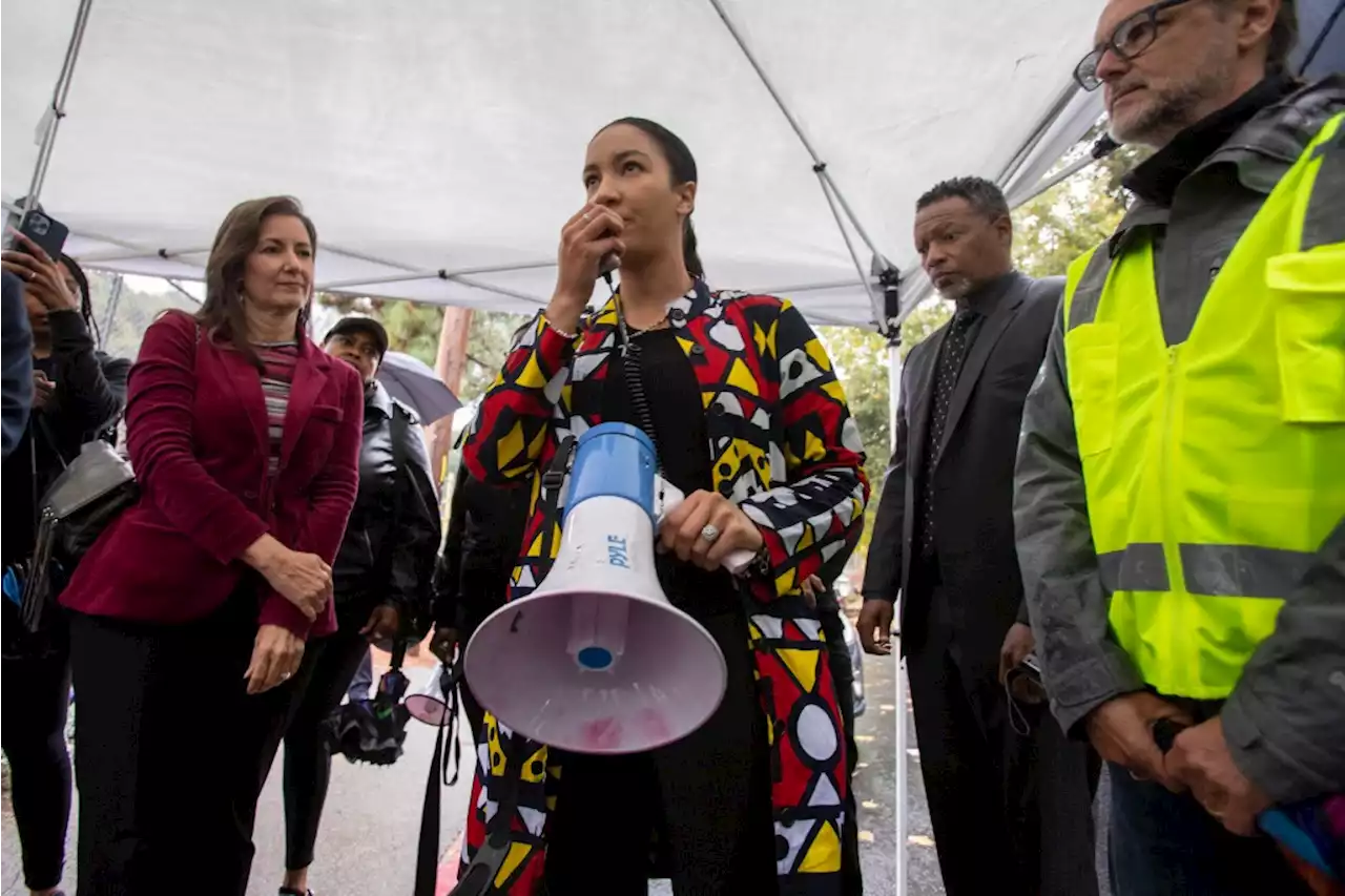 Oakland community responds in wake of racist message, threat found in school bathroom