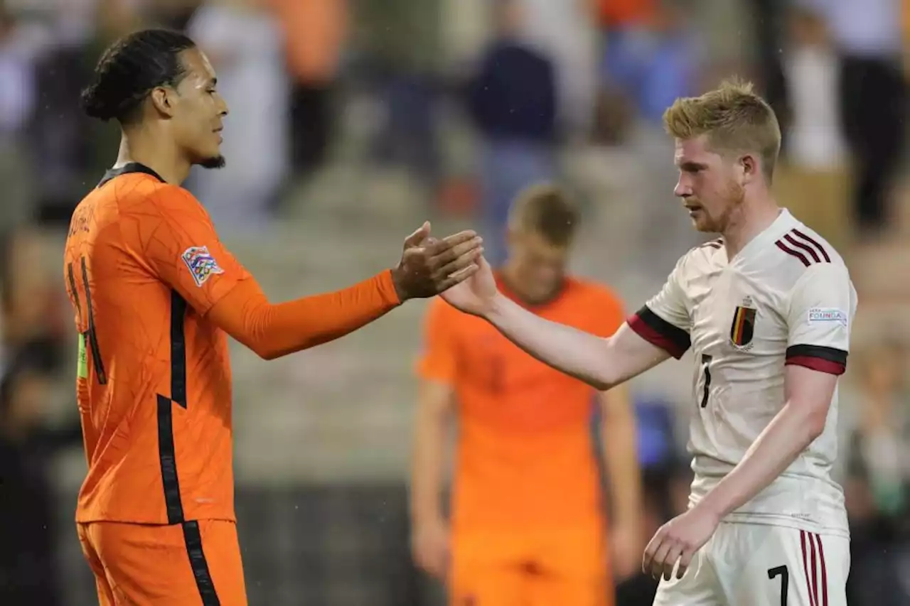 «Il est exceptionnel»: adversaire de Kevin De Bruyne sur le terrain, Virgil van Dijk encense le Diable rouge (vidéo)