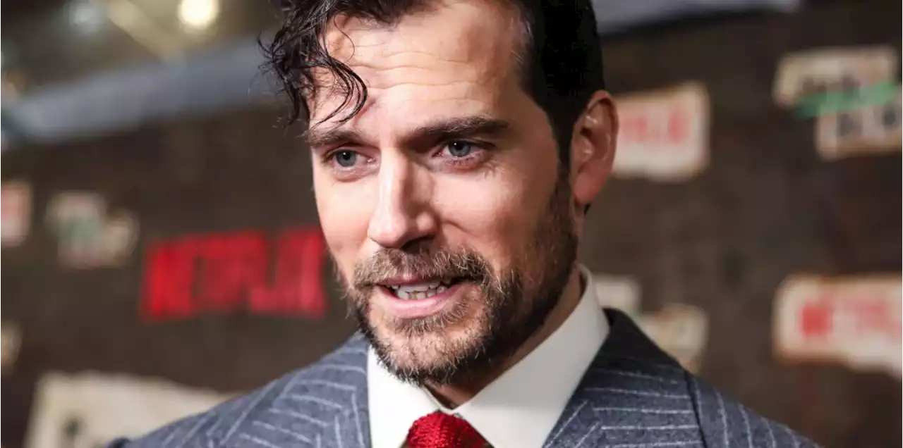 Henry Cavill parfait en Edward Cullen dans Twilight ? L'acteur réagit