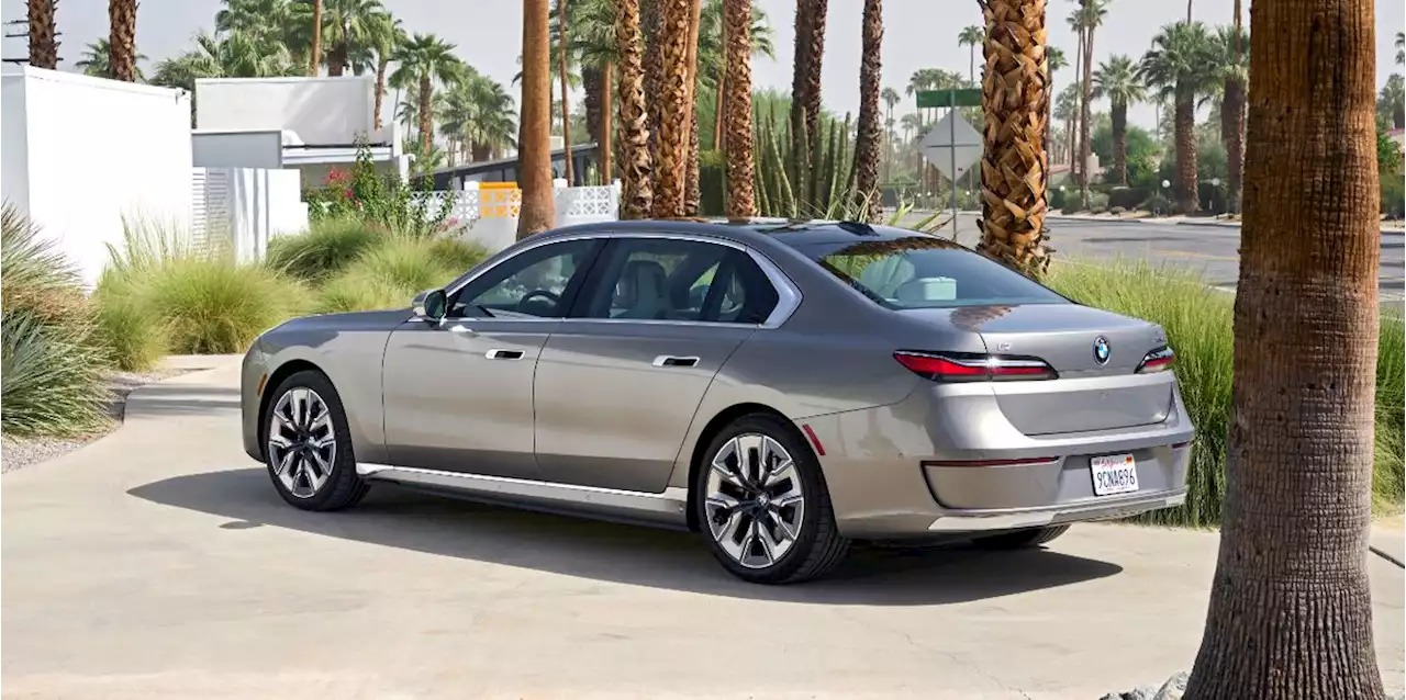 With Style and Power, All-Electric i7 Complete BMW 7-Series Lineup