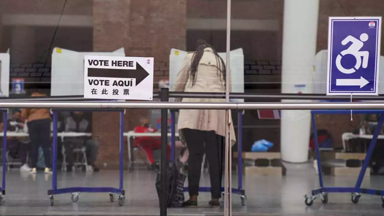 All-clear after bomb threat at East Harlem early voting site