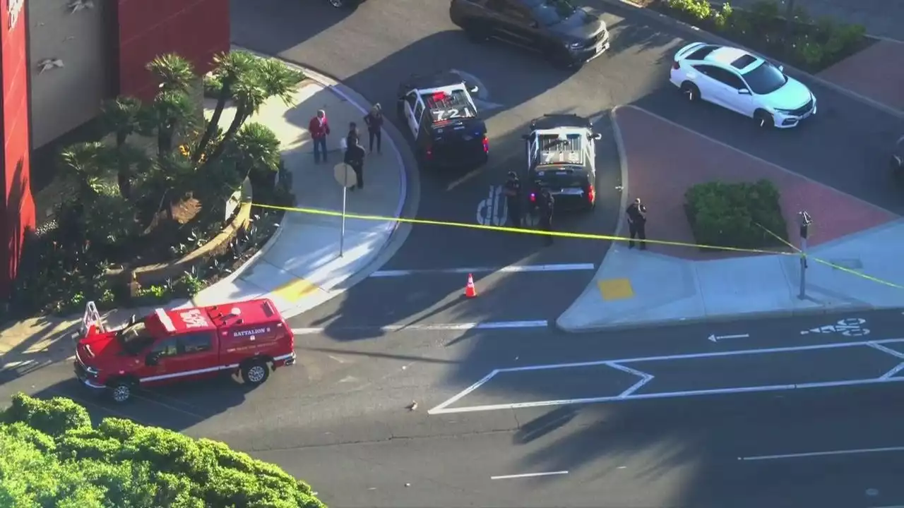 Bomb squad investigating 'suspicious device' in Long Beach