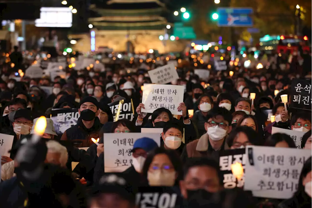 “윤석열 퇴진” 터져나온 추모집회…국힘, 일제히 “정치 선동”