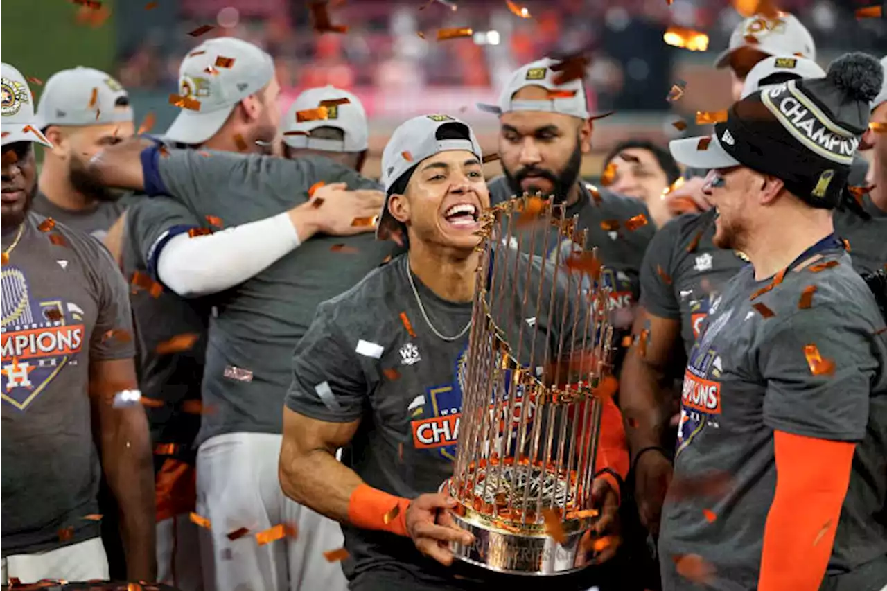 Astros' Peña 1st rookie hitter to win World Series MVP