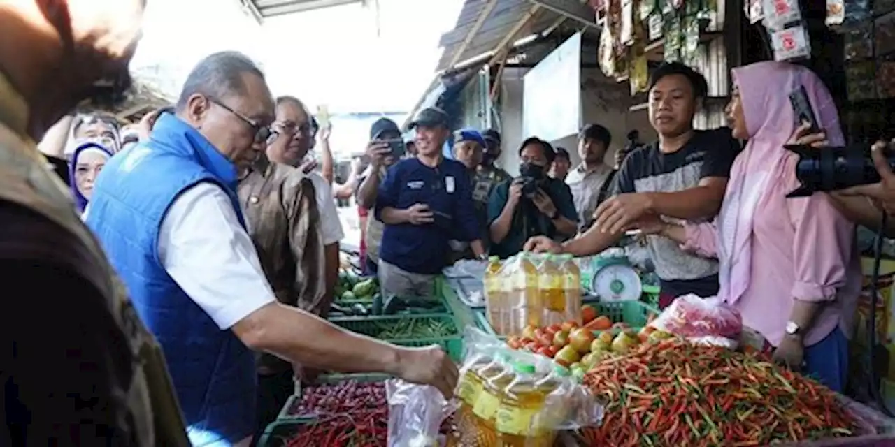 Mendag Zulhas Beberkan Biang Kerok Harga Kedelai Mahal | merdeka.com