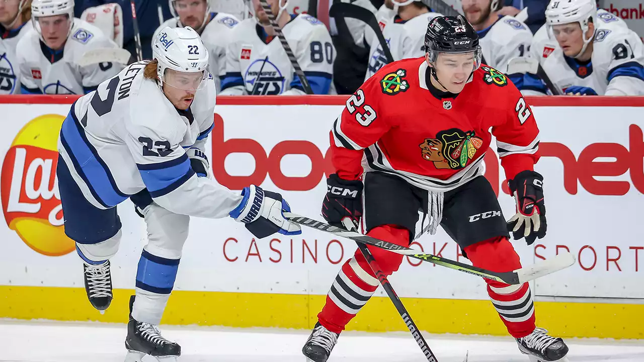 10 Observations: Blackhawks Doomed by Special Teams in Loss to Jets