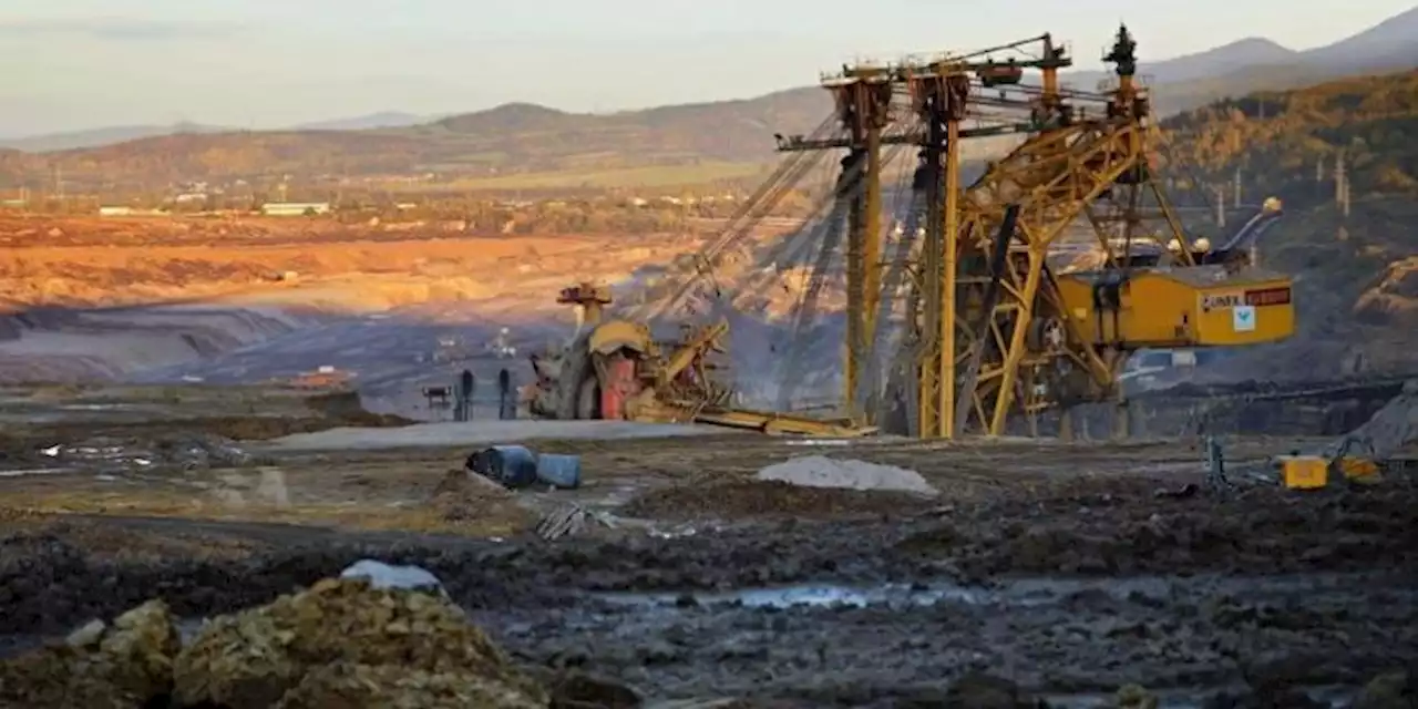 Stakeholders call for mining companies to invest in host communities - SABC News - Breaking news, special reports, world, business, sport coverage of all South African current events. Africa's news leader.