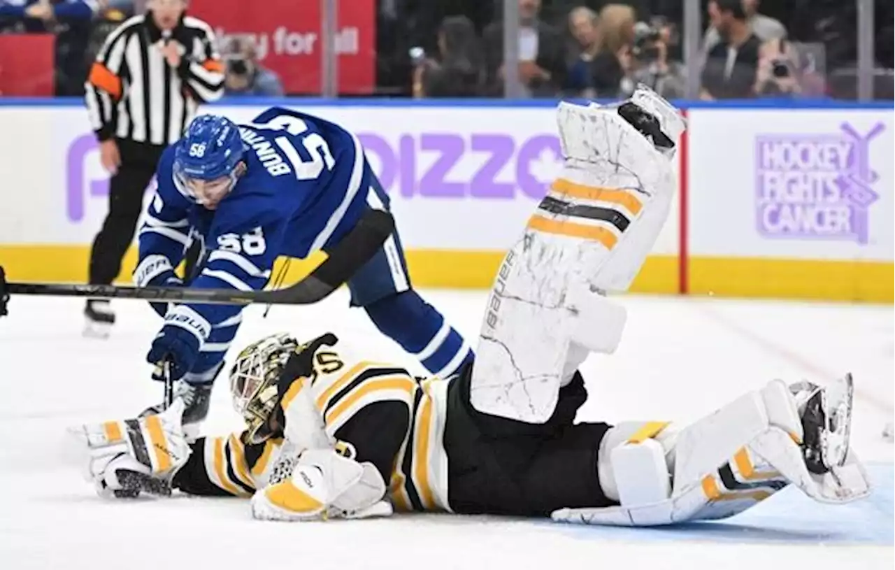 Maple Leafs lose goalie Ilya Samsonov, but hang on to beat the Bruins