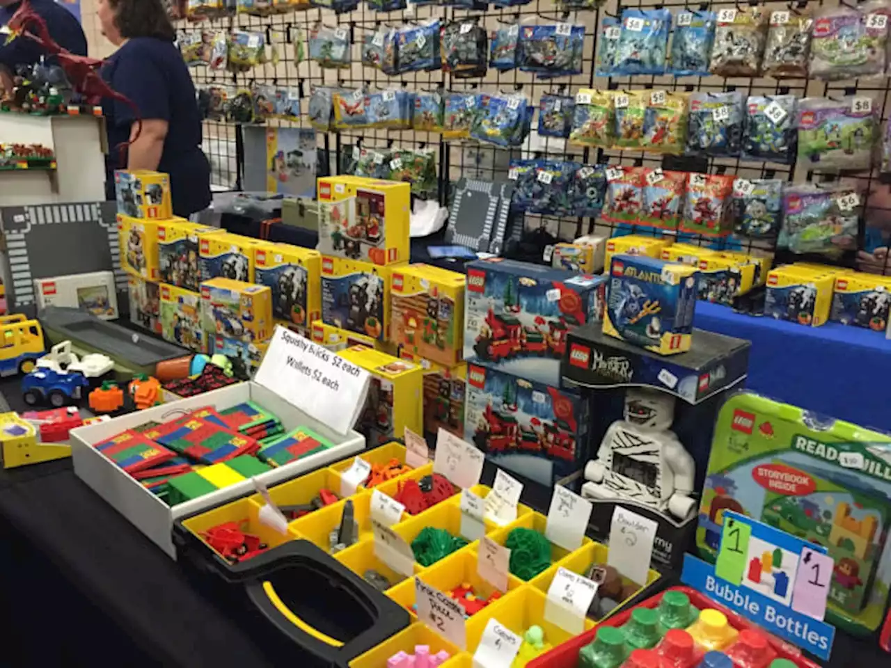 ‘BrickUniverse’ LEGO fan convention returning to Jacksonville in December