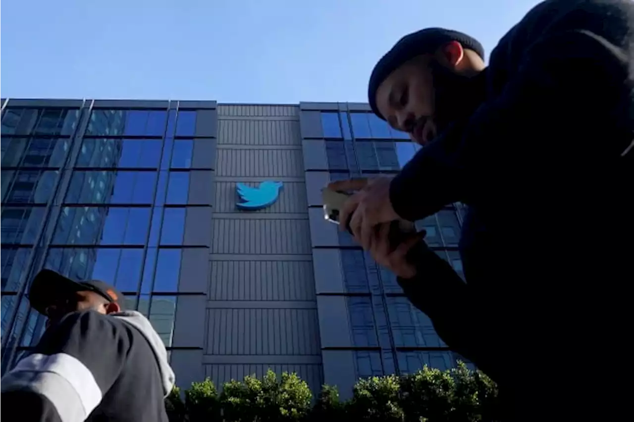 Twitter users can get blue check in $8 monthly subscription