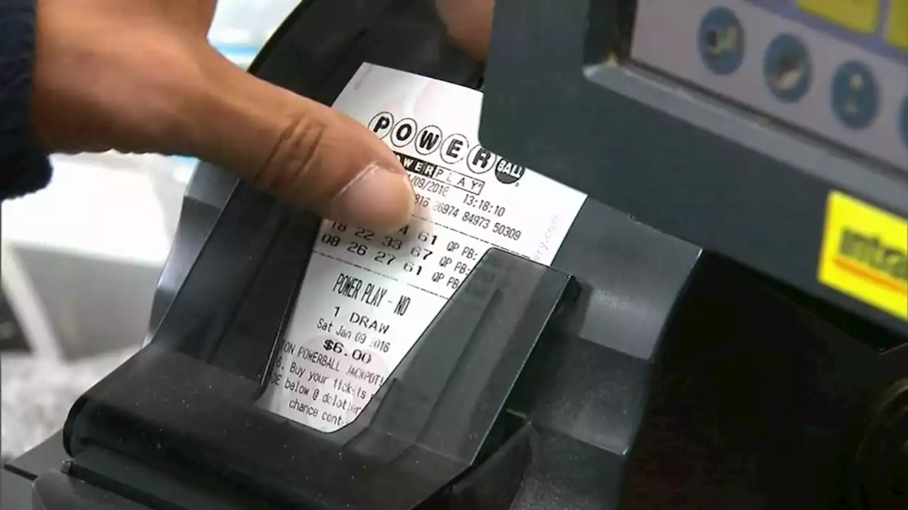 Powerball lottery jackpot at record $1.9B for winning numbers drawing tonight