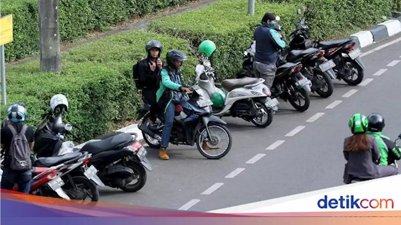 Ojol Suka Parkir Sembarangan, Anggota DPR Cecar Gojek hingga Grab