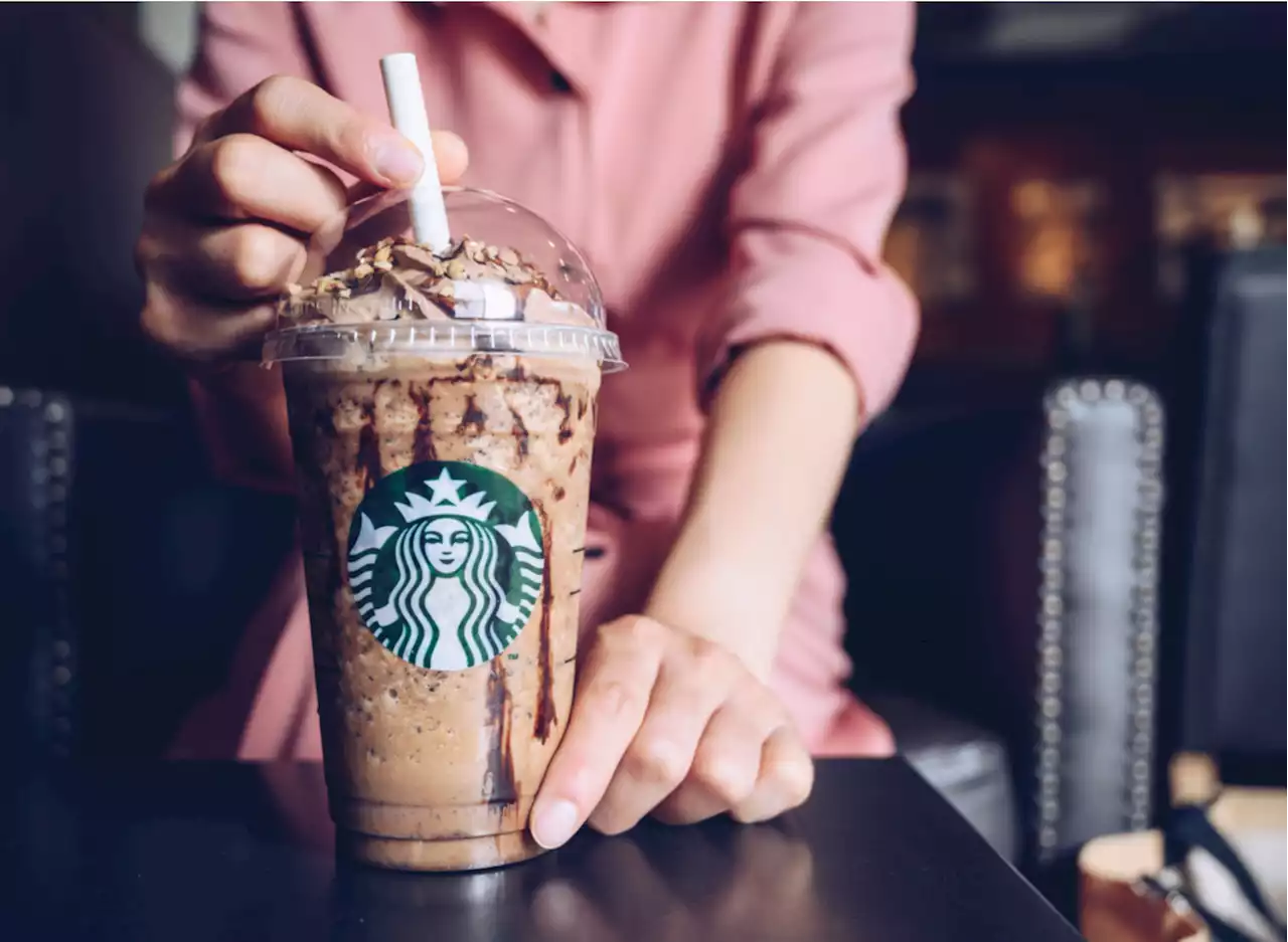 Starbucks Is Making Billions From Your Extra Pump of Syrup