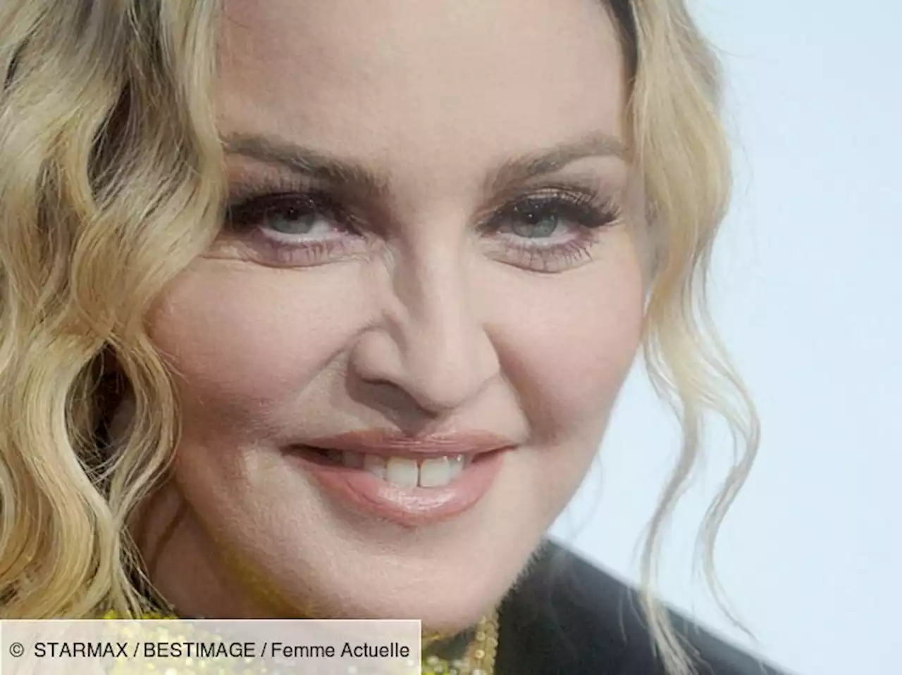 Madonna méconnaissable sans maquillage et top résille : elle choque les internautes