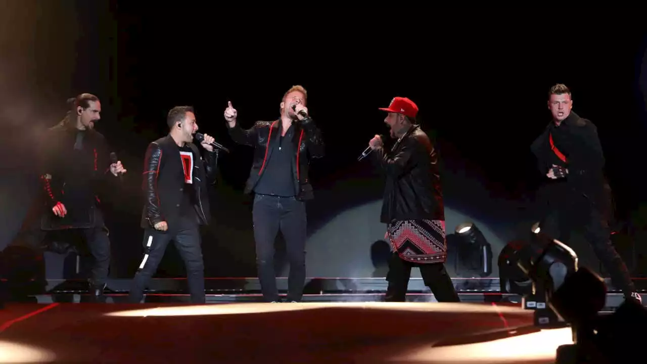 Backstreet Boys address death of Aaron Carter at London show