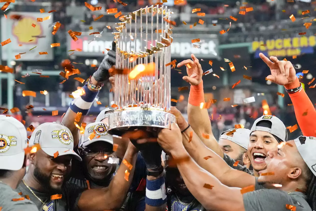 Yordan's homer or Chas' catch? Here's a look at the Astros' biggest playoff moments