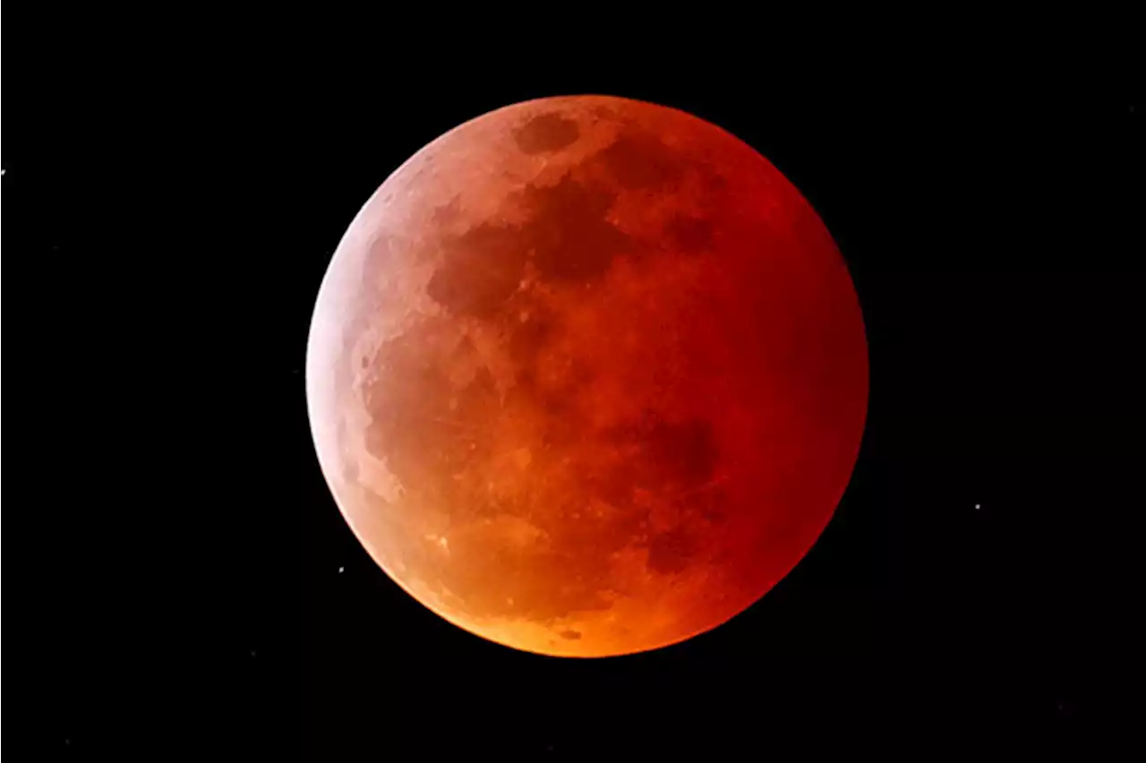 Blood moon rises: Where to watch total lunar eclipse this November 8