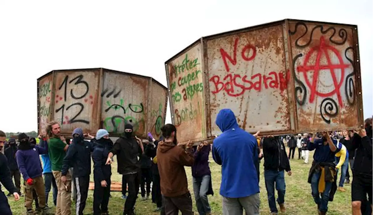 Plus coordonnés, plus pressés et plus radicaux : jusqu'où iront les militants écolos ?