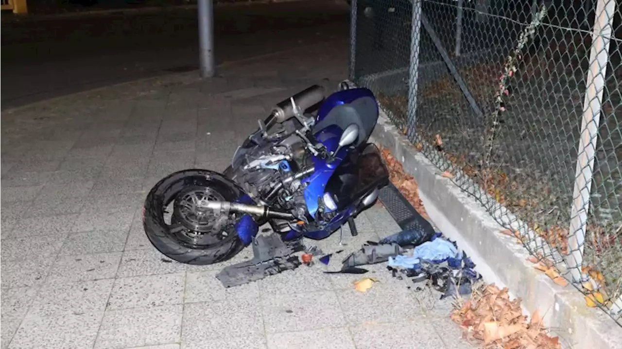 Tempelhof: Motorradfahrer bei Unfall verletzt