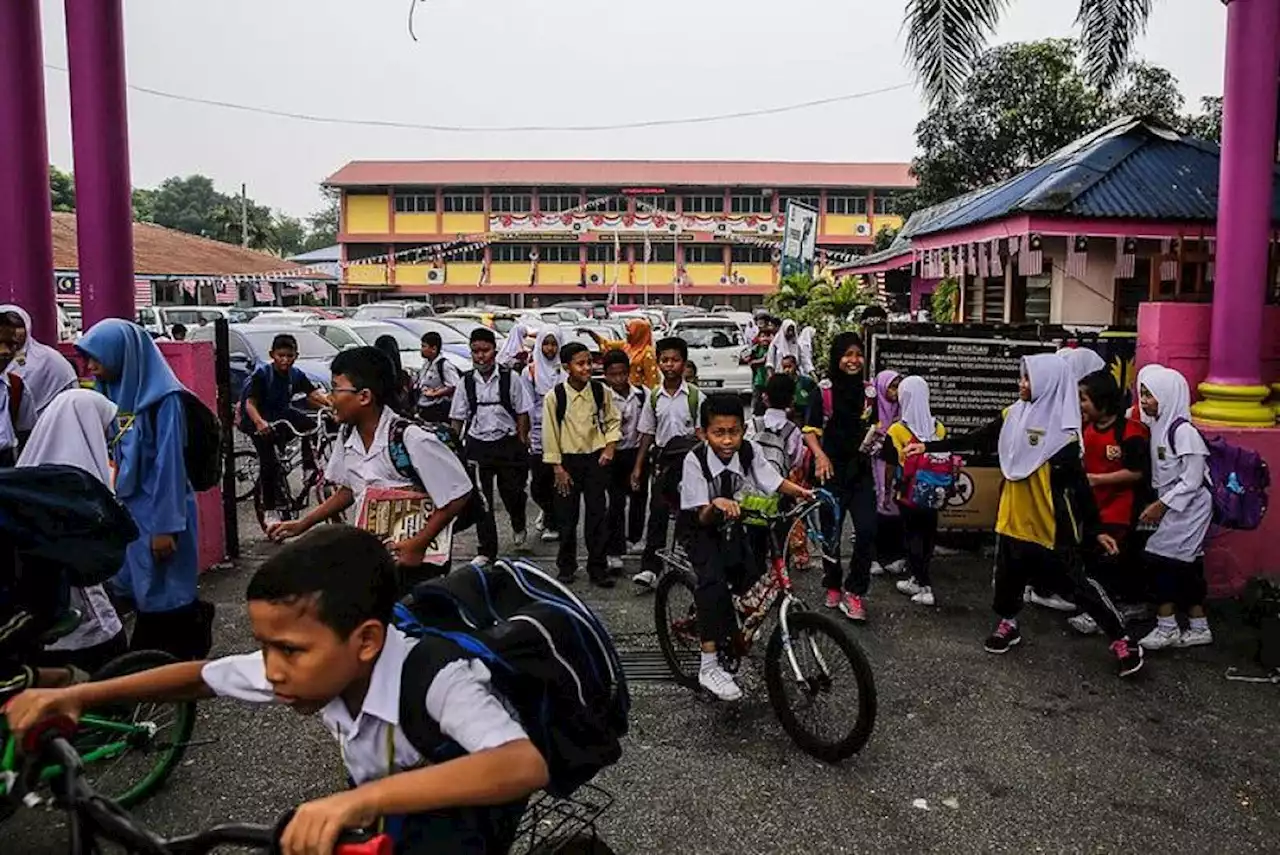 BN akan rombak sistem pendidikan, perkenal sekolah digital, umum Zahid | The Malaysian Insight