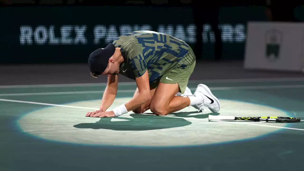 Tennistalent Rune stunt in Parijs: 'Dit is het beste gevoel dat ik ooit heb gehad'