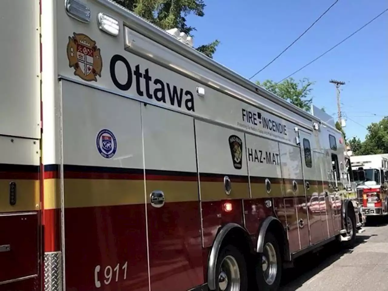 Ottawa firefighters rescue person from Ottawa River